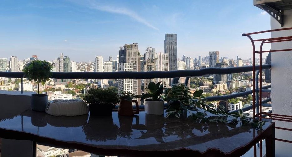 Condo en venta de 1 habitaciones en Khlong Toei, Bangkok