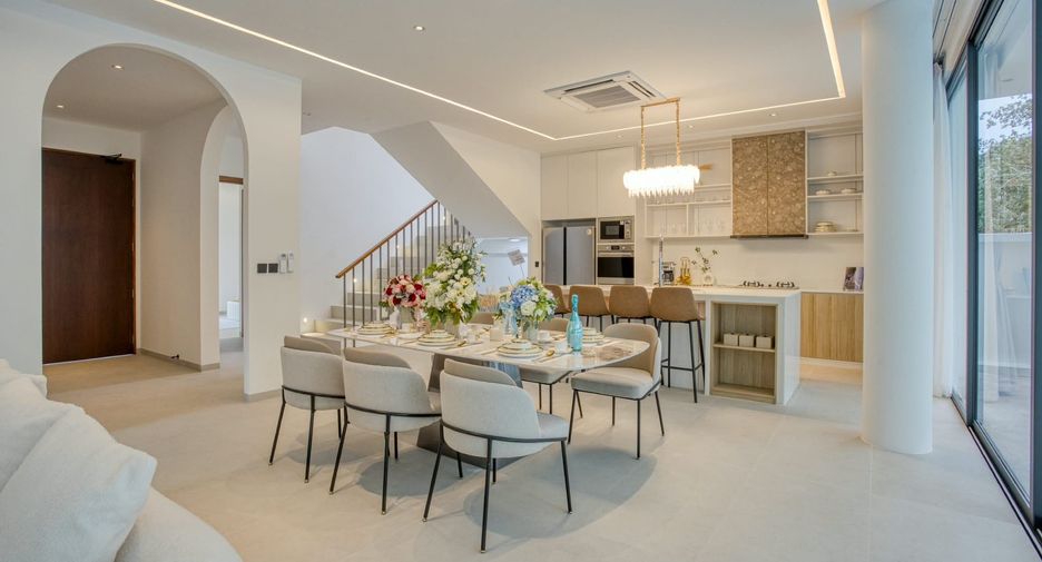 Villa en alquiler de 4 habitaciones en Thalang, Phuket
