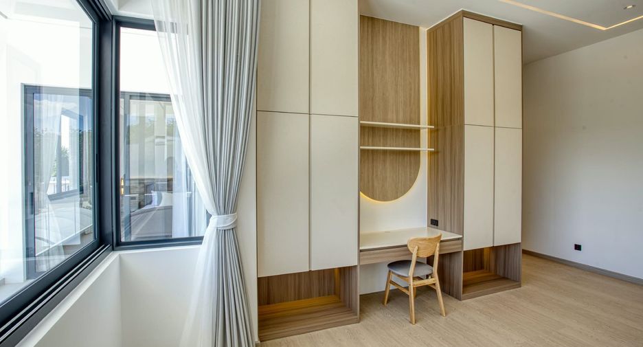 Villa en alquiler de 4 habitaciones en Thalang, Phuket