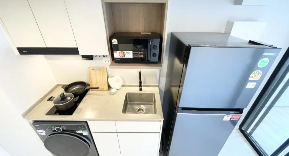 For rent 2 bedrooms condo in Khlong Toei, Bangkok
