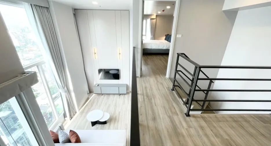 For rent 2 bedrooms condo in Khlong Toei, Bangkok