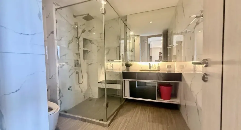 Condo en alquiler de 2 habitaciones en Bang Lamung, Chonburi