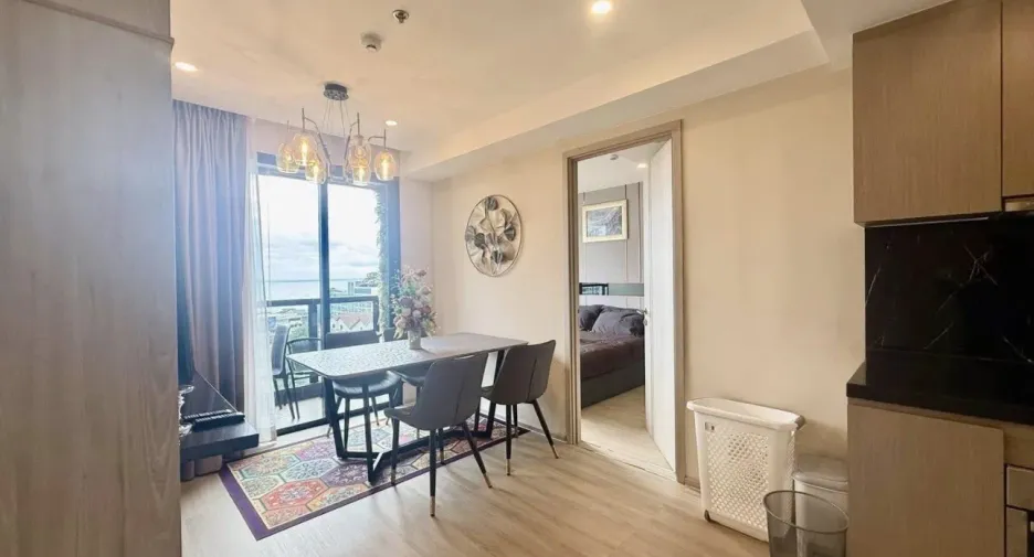 Condo en alquiler de 2 habitaciones en Bang Lamung, Chonburi