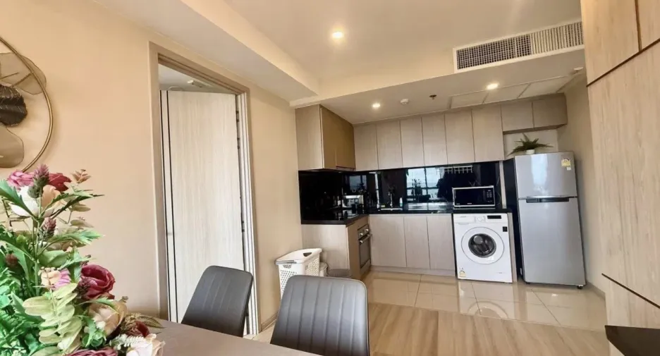 Condo en alquiler de 2 habitaciones en Bang Lamung, Chonburi