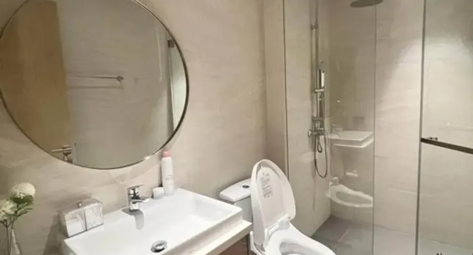 À vendre 1 chambre condo à Watthana, Bangkok