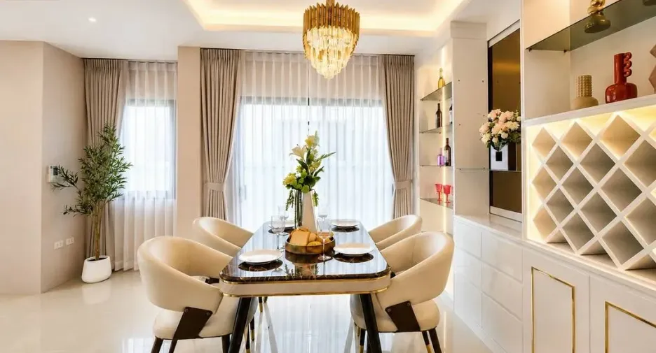 For rent 4 bedrooms house in Bang Lamung, Chonburi