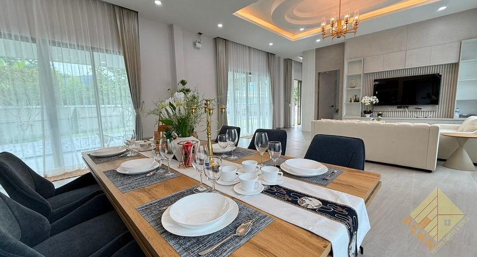 For sale 4 bedrooms house in Bang Lamung, Chonburi