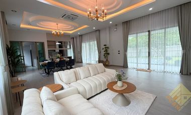 For sale 4 bedrooms house in Bang Lamung, Chonburi