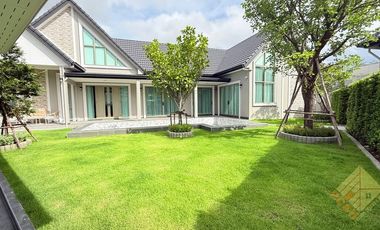 For sale 4 bedrooms house in Bang Lamung, Chonburi