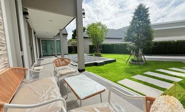 For sale 4 bedrooms house in Bang Lamung, Chonburi
