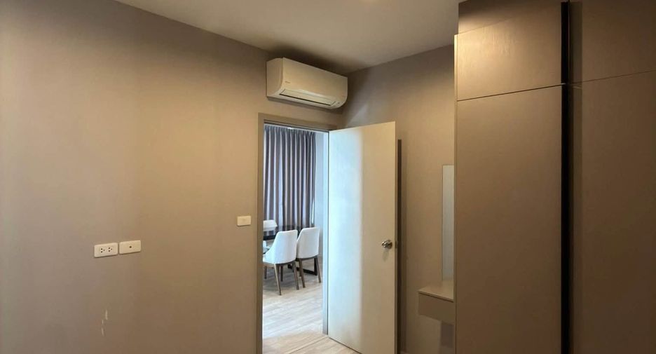 For rent 2 bedrooms condo in Bang Na, Bangkok
