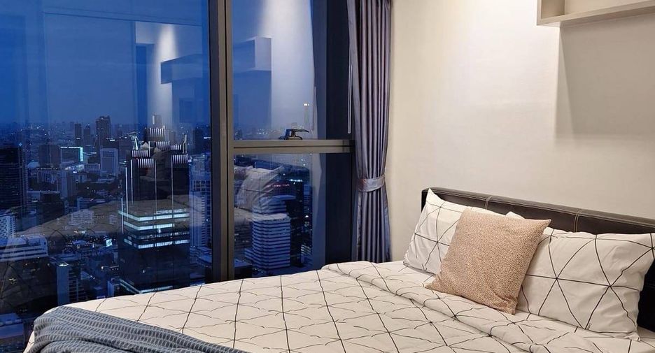 For sale 3 bedrooms condo in Sathon, Bangkok