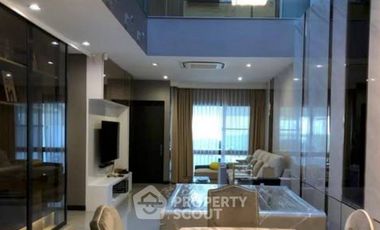 Casa adosada en venta de 3 habitaciones en Lat Phrao, Bangkok