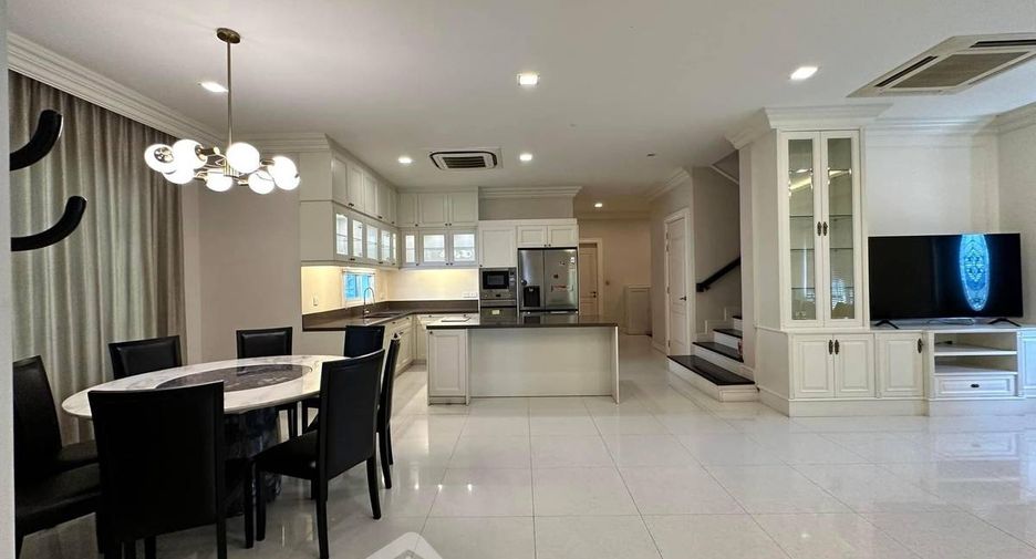 For sale 4 ベッドルーム house in Bang Phli, Samut Prakan