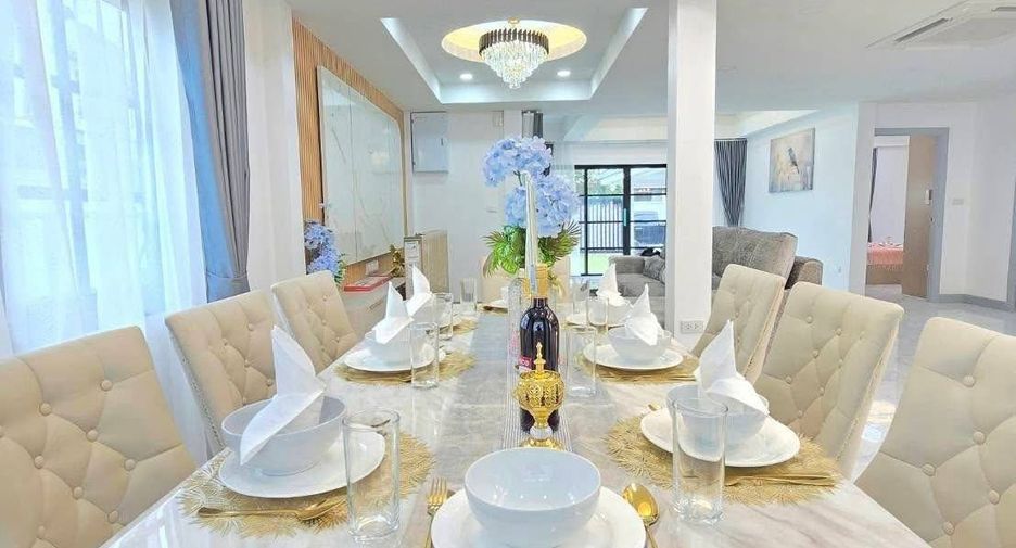 For sale 4 bedrooms condo in Bang Lamung, Chonburi
