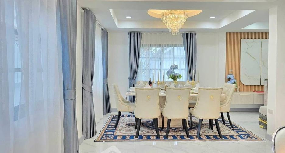For sale 4 bedrooms condo in Bang Lamung, Chonburi