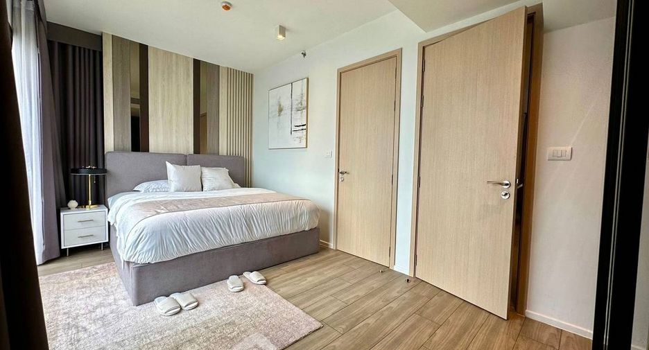 For sale 2 bedrooms condo in Sathon, Bangkok