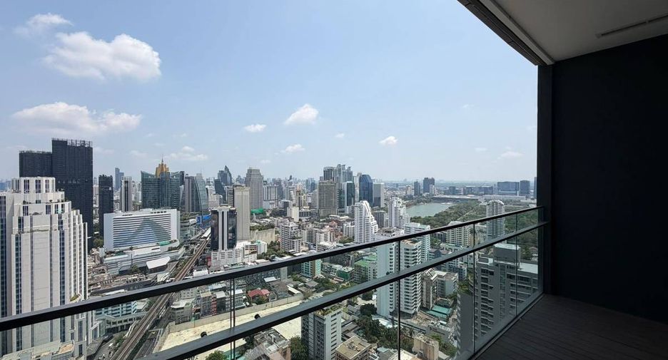 Wohnung zum Kauf mit 4 Zimmer in Khlong Toei, Bangkok