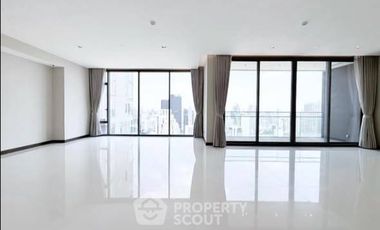 Wohnung zum Kauf mit 4 Zimmer in Khlong Toei, Bangkok