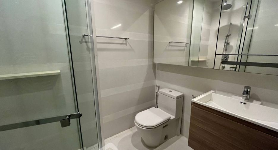 Condo en alquiler y en venta de 1 habitaciones en Khlong Toei, Bangkok