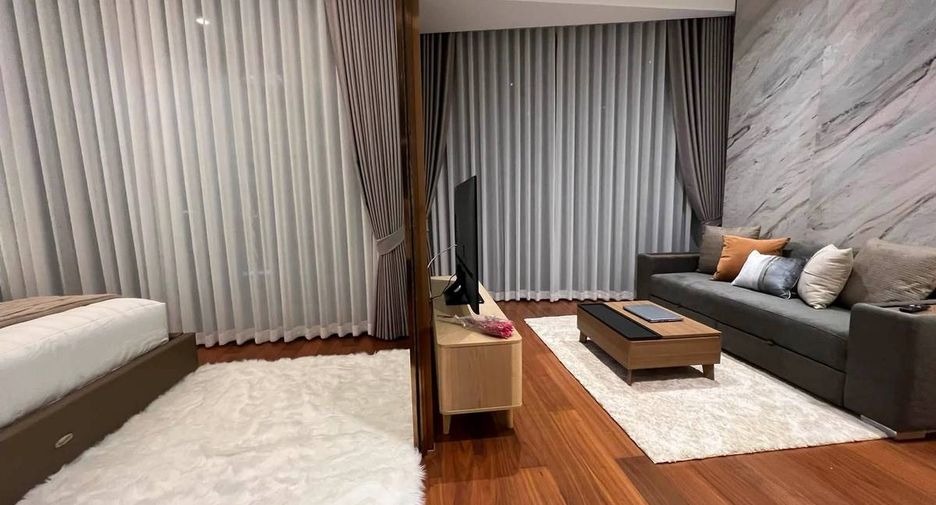 For rent 1 bed condo in Khlong Toei, Bangkok