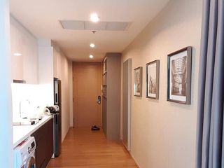 For rent 1 bed condo in Yan Nawa, Bangkok