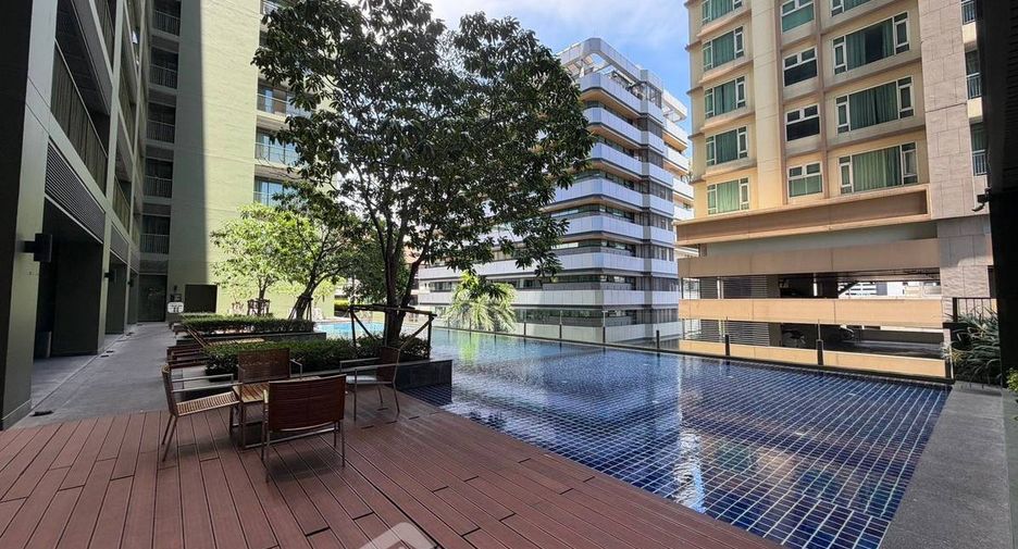 For rent 1 bed condo in Watthana, Bangkok