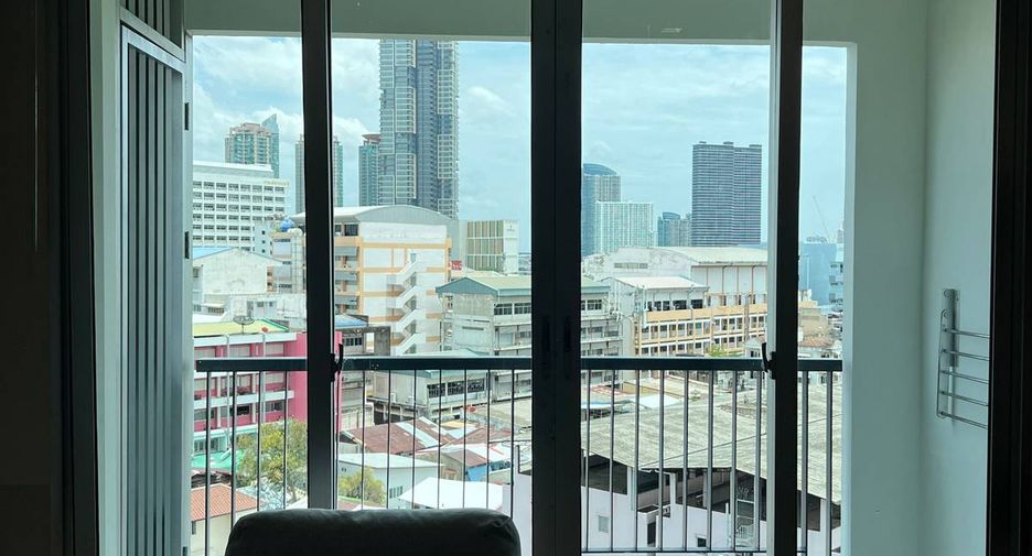 For rent 2 bedrooms condo in Sathon, Bangkok
