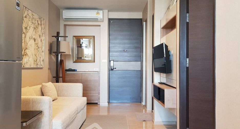 For rent 1 bed condo in Sathon, Bangkok
