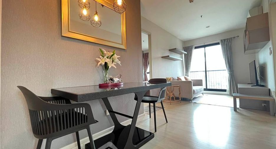 For rent 2 ベッドルーム condo in Watthana, Bangkok