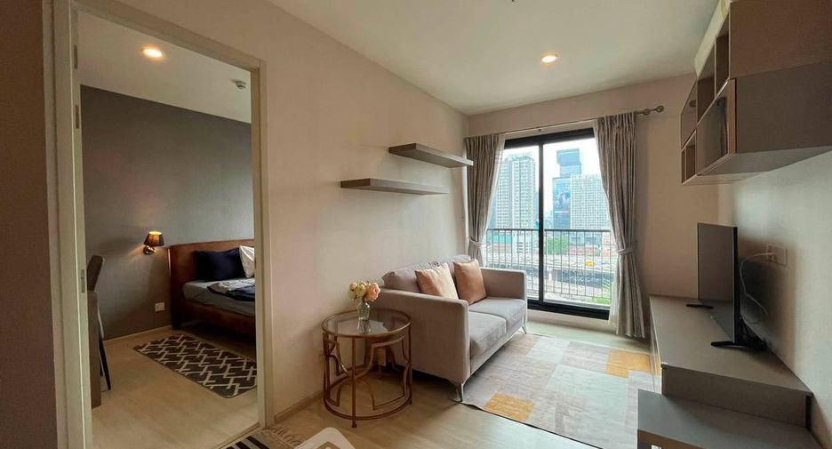 For rent 2 ベッドルーム condo in Watthana, Bangkok