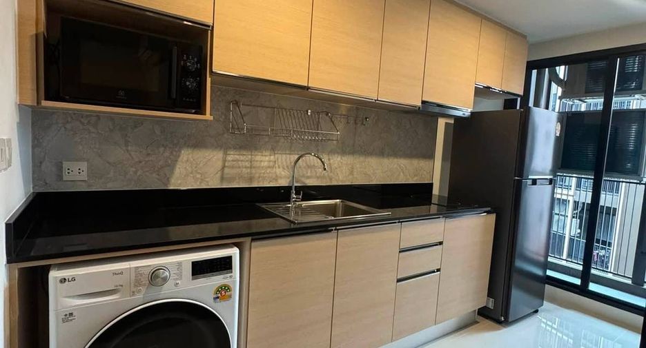 For rent 1 bed condo in Yan Nawa, Bangkok