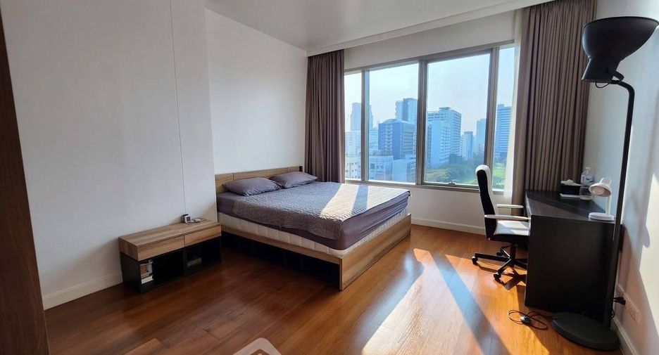 Condo en alquiler de 2 habitaciones en Pathum Wan, Bangkok