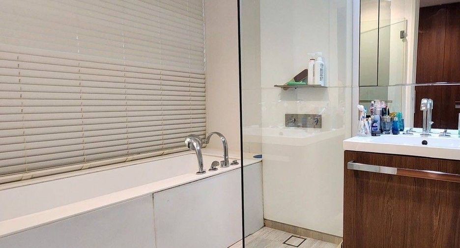 Condo en alquiler de 2 habitaciones en Pathum Wan, Bangkok