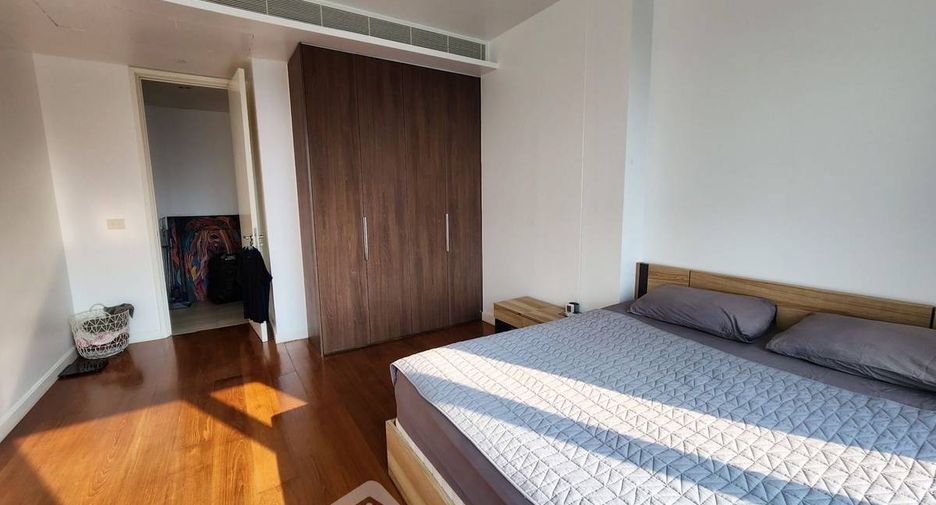 Condo en alquiler de 2 habitaciones en Pathum Wan, Bangkok