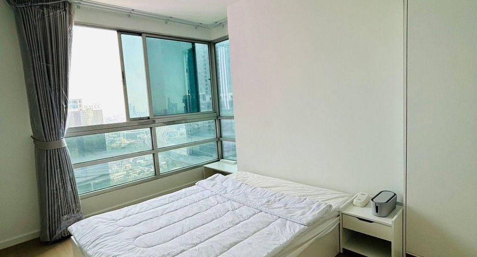 For rent 2 bedrooms condo in Sathon, Bangkok