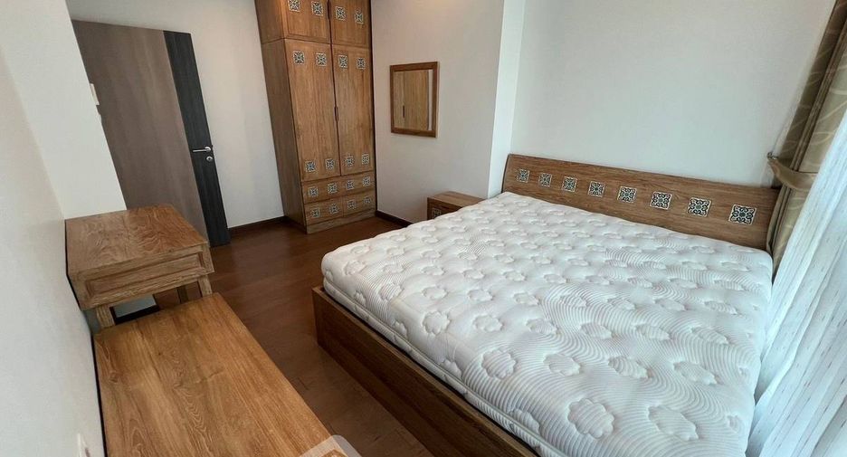 For rent 2 bedrooms condo in Ratchathewi, Bangkok