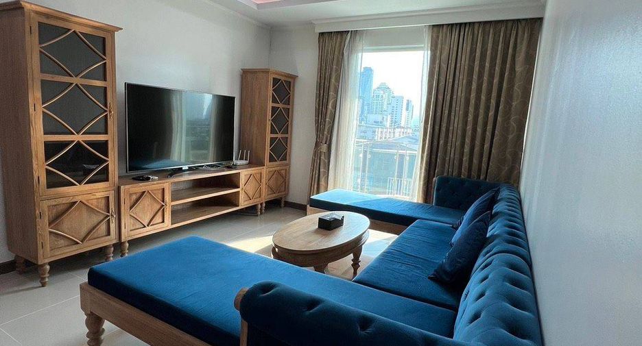 For rent 2 bedrooms condo in Ratchathewi, Bangkok