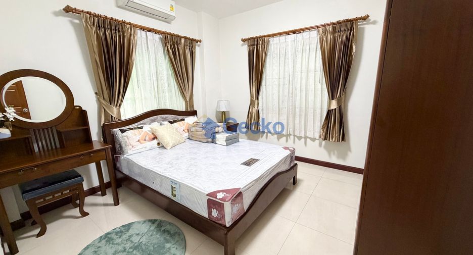 À louer 4 chambres maison à Bang Lamung, Chonburi