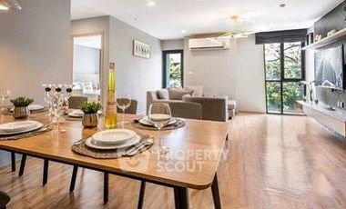 For rent 3 bedrooms apartment in Watthana, Bangkok