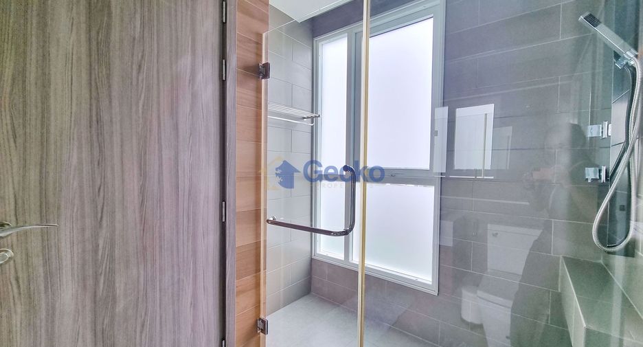 Condo en alquiler de 1 habitaciones en Bang Saray, Pattaya