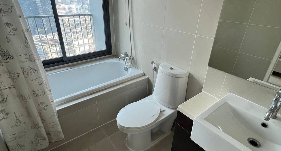 For rent 1 bed condo in Khlong Toei, Bangkok