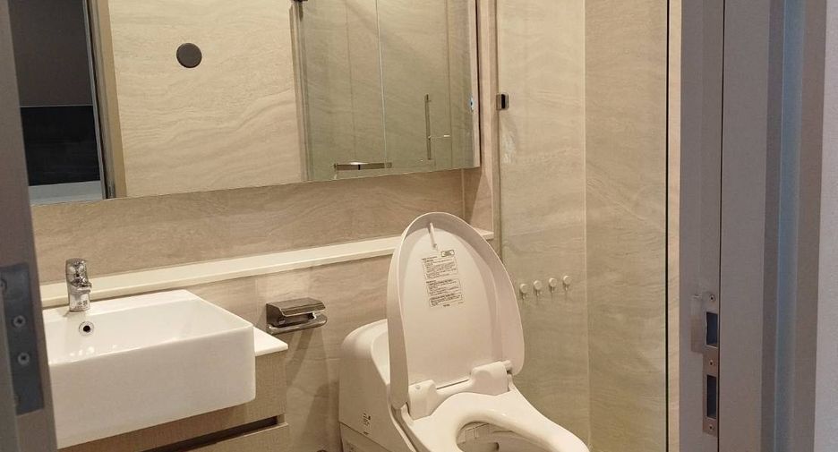For rent 1 bed condo in Ratchathewi, Bangkok