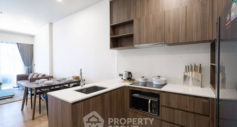For rent 2 bedrooms condo in Watthana, Bangkok