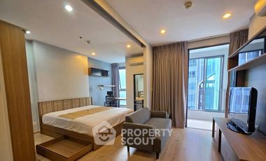 Wohnung zur Miete mit 1 Zimmer in Bang Rak, Bangkok