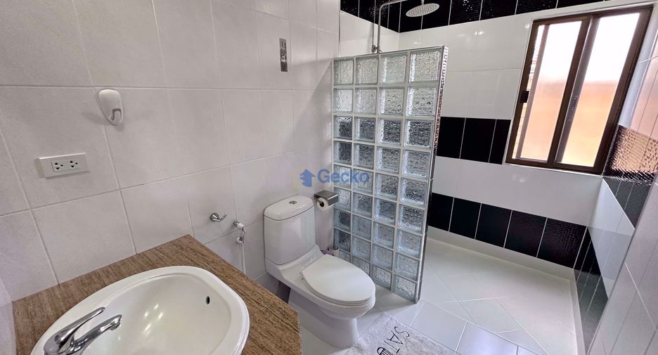 For rent 3 bedrooms house in Bang Lamung, Chonburi