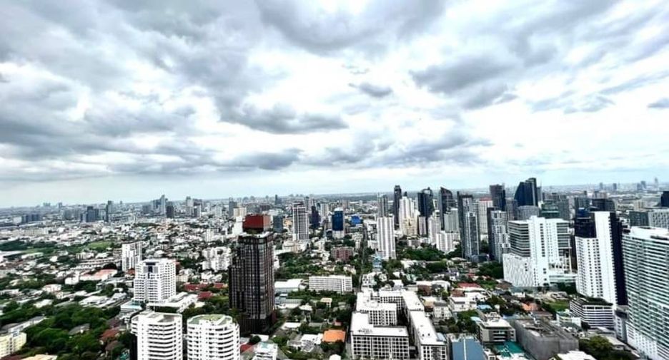 Condo en alquiler de 2 habitaciones en Watthana, Bangkok