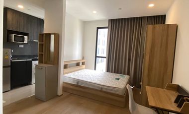 Condo en alquiler de 1 habitaciones en Bang Rak, Bangkok
