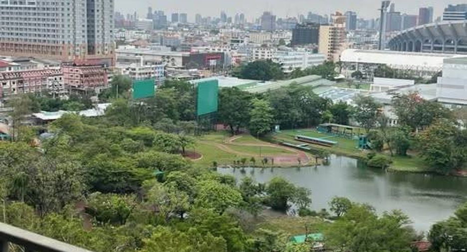 For rent 2 bedrooms condo in Bang Kapi, Bangkok