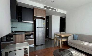 Wohnung zur Miete mit 2 Zimmer in Pathum Wan, Bangkok